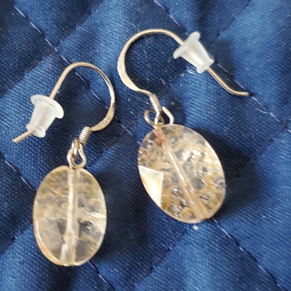 Pierced dangle earrings
